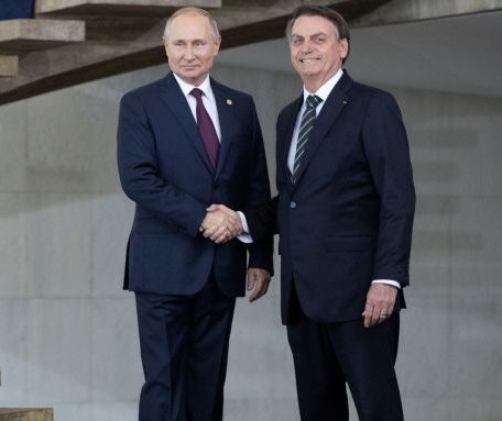 Presidente Bolsonaro chega à Rússia para cumprir agenda com o Putin