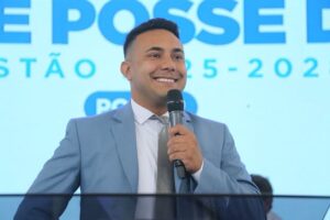 Lucas Ferrari é eleito presidente da câmara municipal de Poá para o Biênio 2025-2026