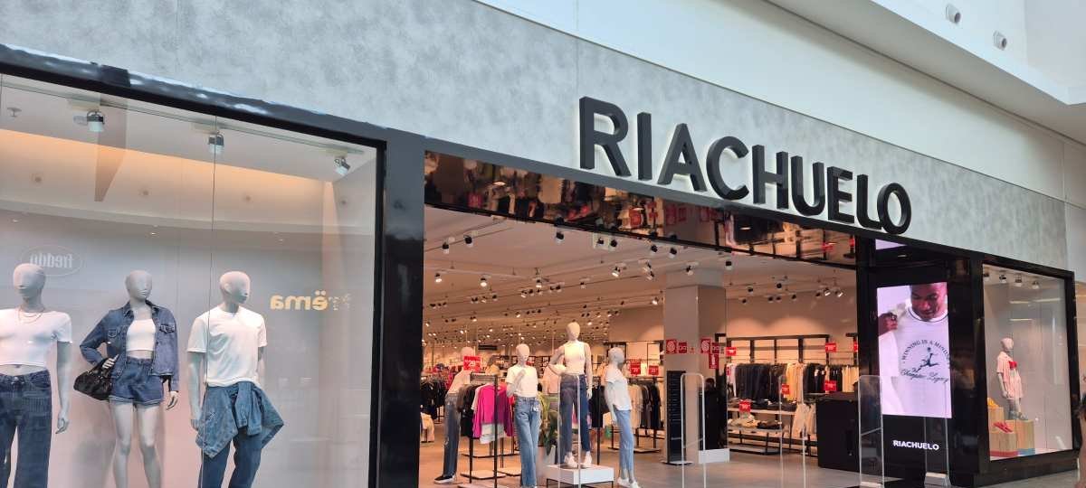 Fim da taxa das blusinhas amplia vantagem de plataformas asiáticas e pressiona cadeia têxtil brasileira, adverte Riachuelo - Imagem do artigo