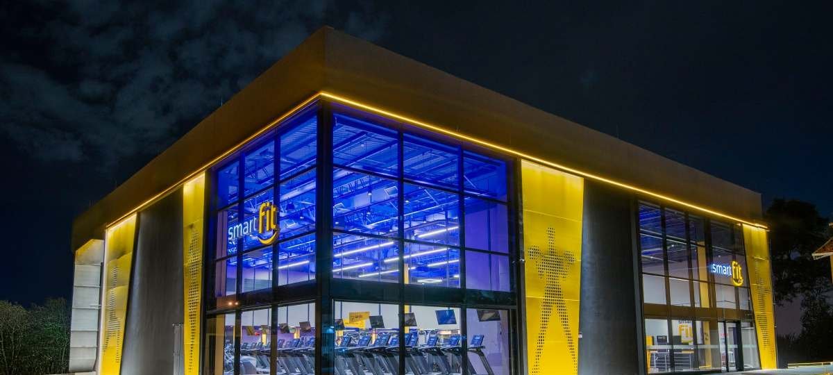 Smart Fit lança recompra de até 13,6 milhões de ações após queda de quase 20% no ano - Imagem do artigo