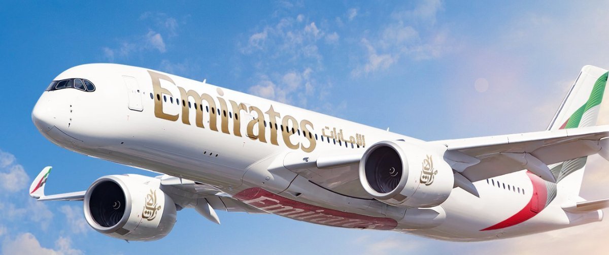Emirates restringe condições de remarcação e reembolso para voos impactados pela guerra no Oriente Médio - Imagem do artigo