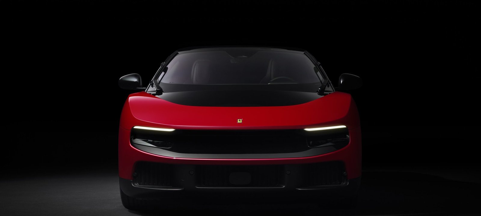 Ferrari perde €5,5 bilhões após estreia do Luce elétrico e reacende debate sobre a validade de conselhos, palpites e pitacos - Imagem do artigo