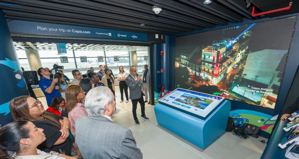 Copa Airlines inaugura Sala Panamá e amplia stopover para 15 dias, projetando atrair 250 mil turistas até 2026 - Imagem do artigo