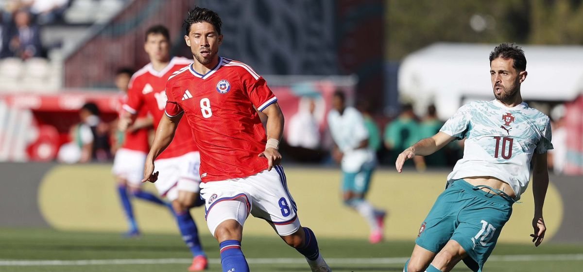 Choque em Amistoso: briga entre Portugal e Chile resulta em expulsões de Rafael Leão e Iván Román - Imagem do artigo original