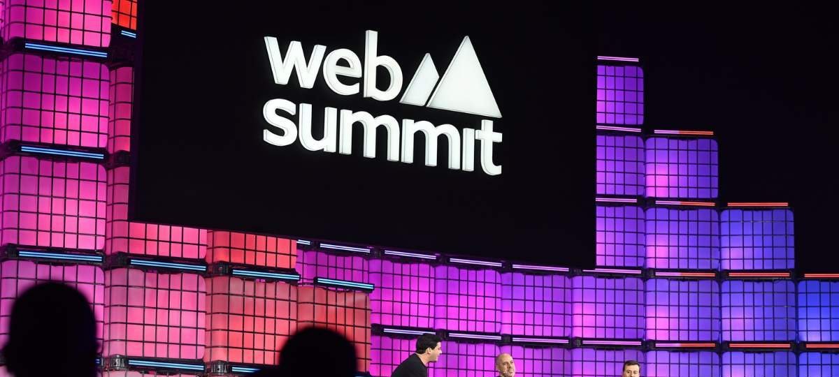 Falta de capital ainda limita expansão global de startups brasileiras, apontam líderes no Web Summit Rio 2026 - Imagem do artigo