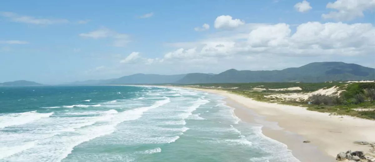 Morte de surfista de 47 anos na Praia do Moçambique expõe riscos de correntes em Florianópolis - Imagem do artigo
